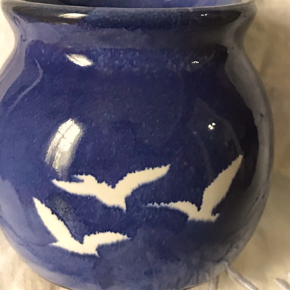 Lynch Pottery Jar with seagulls Handmade In NS by Lyncharm Pottery - Picture 2 of 10